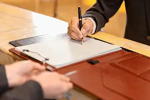 转学手续需要办多久高中